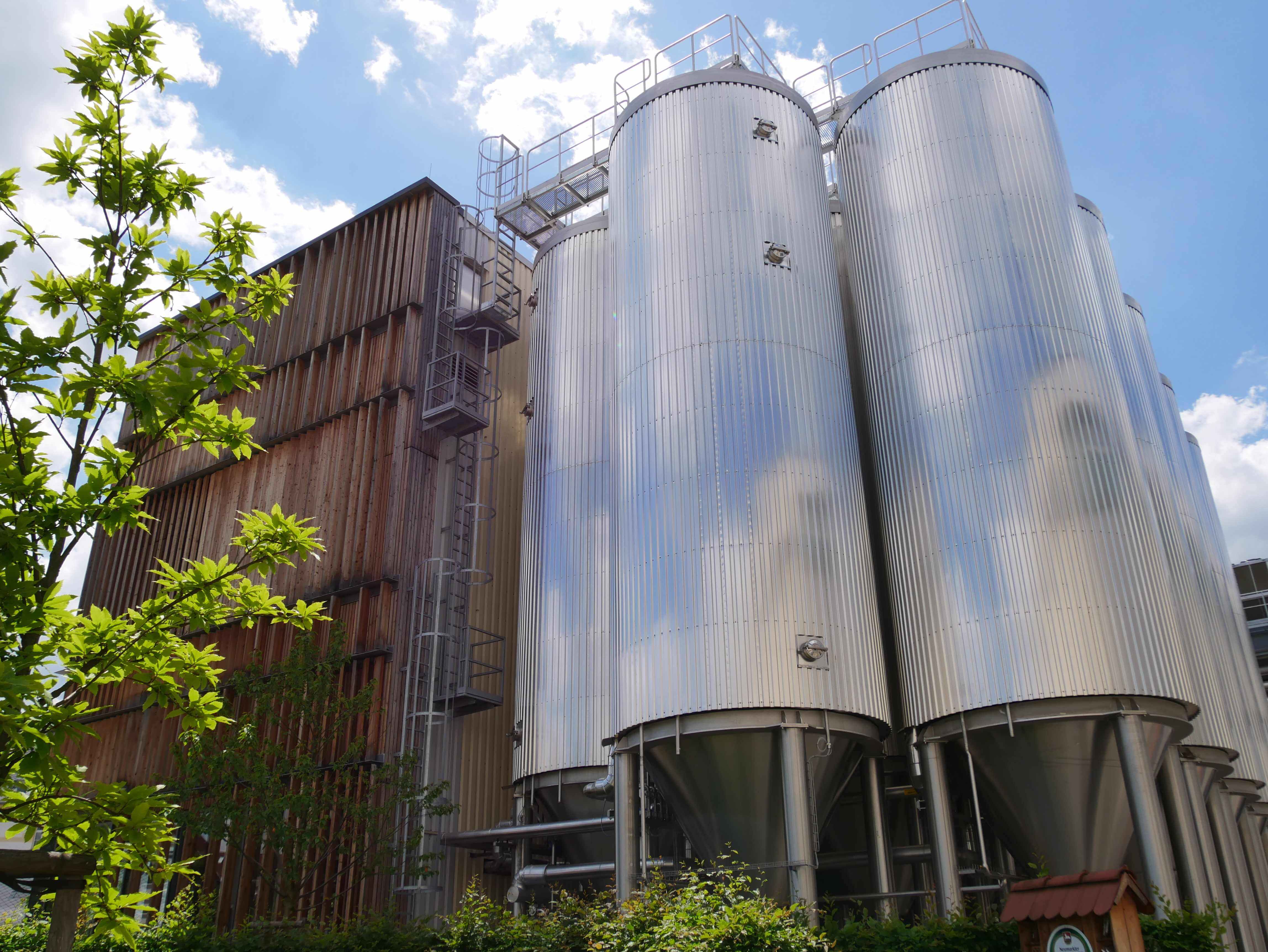 Außenansicht Tanks